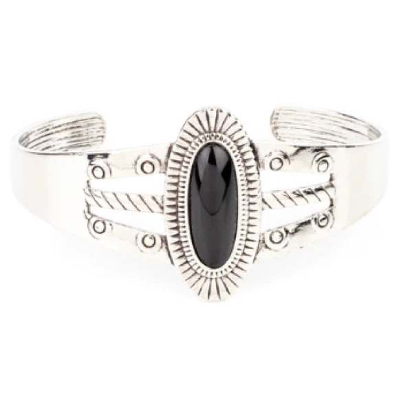 Wanderlust Walkabout Black Bracelet - Picture 2 of 4